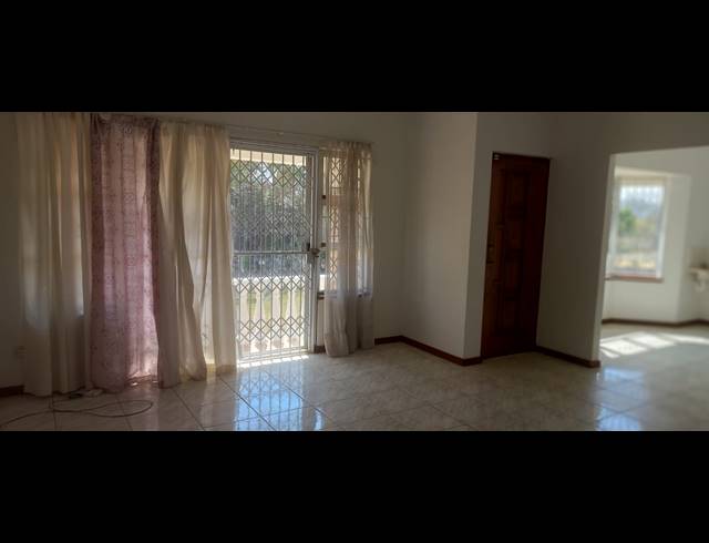 3 BEDROOM HOUSE TO LET IN UMHLATUZANA